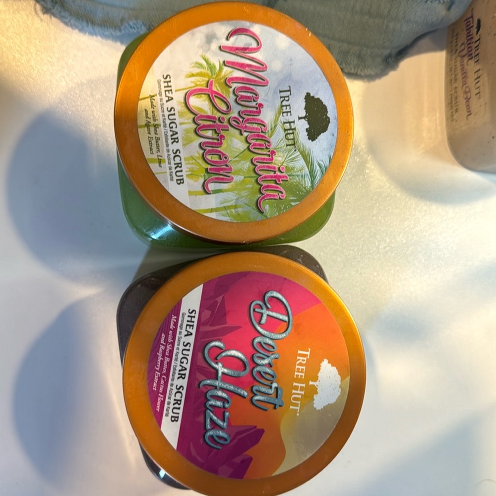 Brand new scrub set
